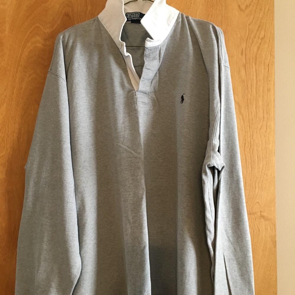 Men's polo size XL